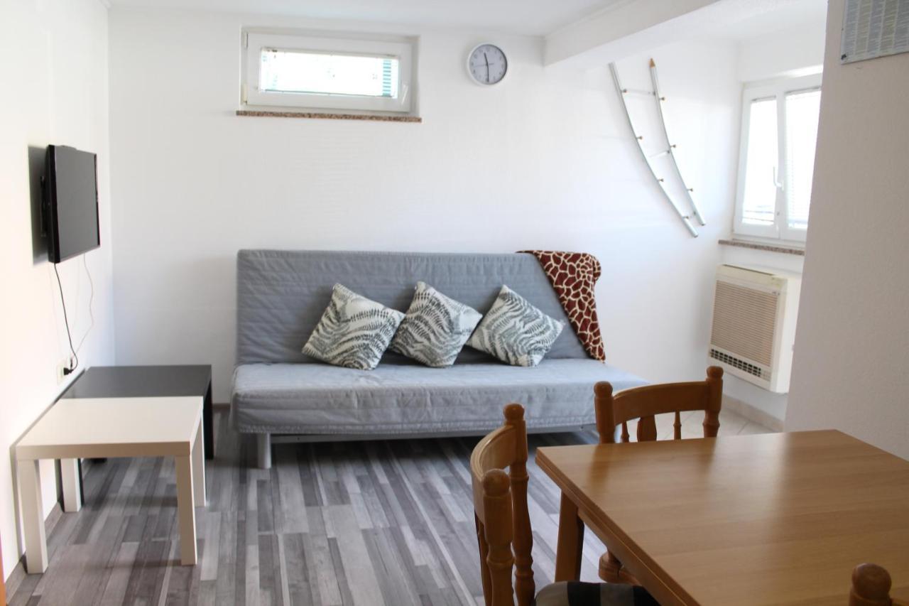 Apartment Frleta Umag Exterior photo