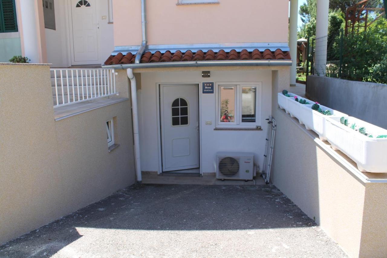 Apartment Frleta Umag Exterior photo
